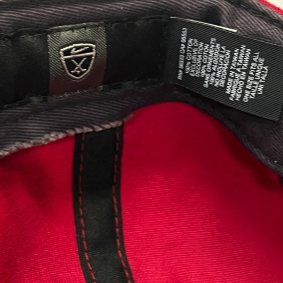 Nike Golf Hat Red Adjustable‎ Center Swoosh - Picture 9 of 12